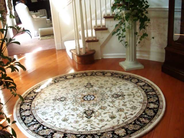round rug in rug stores